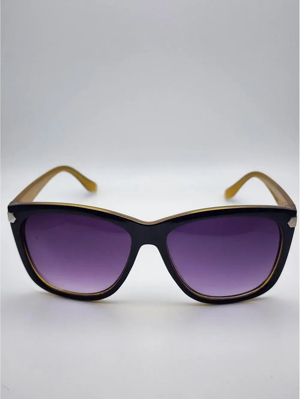 Stradivarius Classic Black Frame Sunglasses with Purple Gradient Lenses